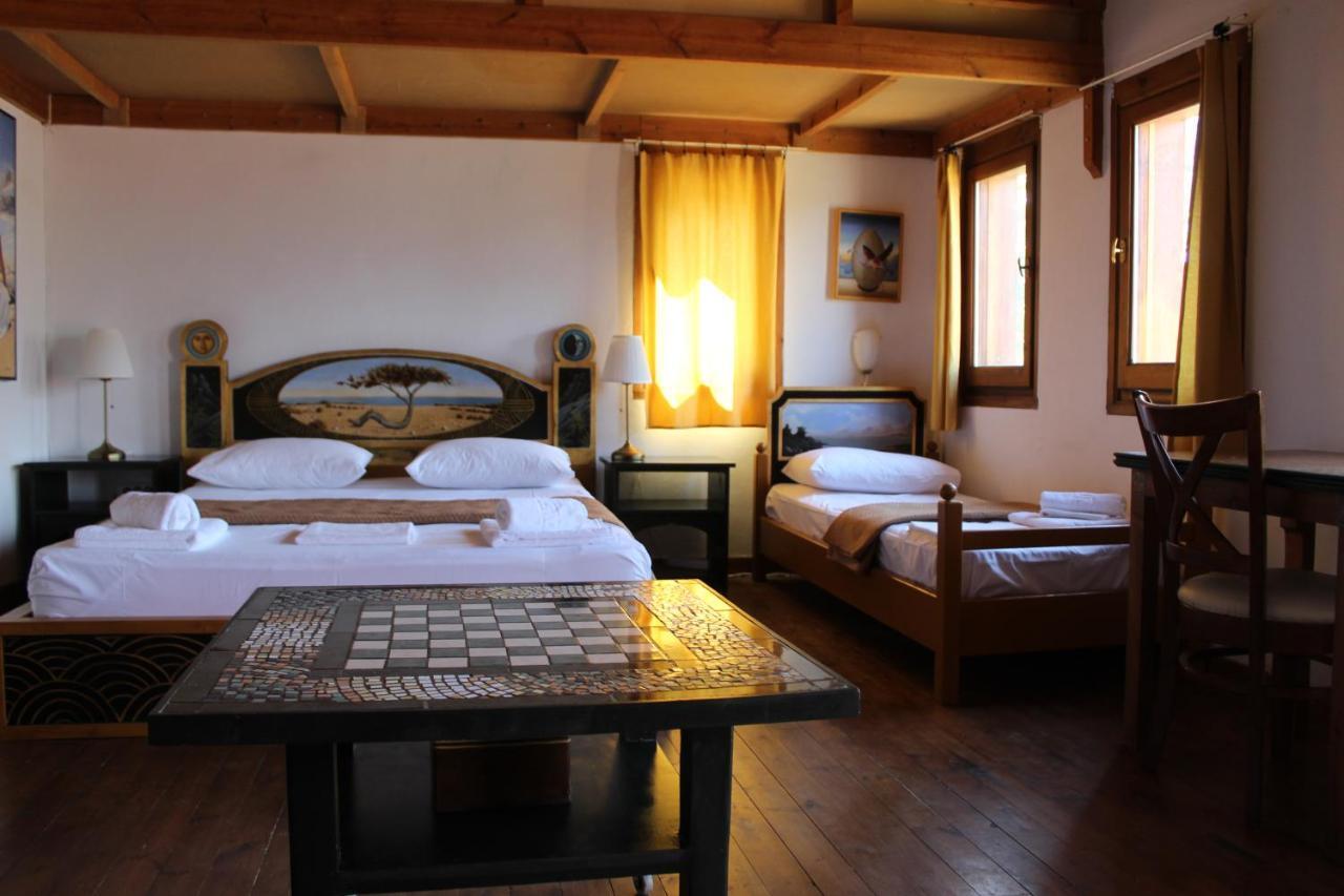 Varias Art House Kallirakhi Bagian luar foto